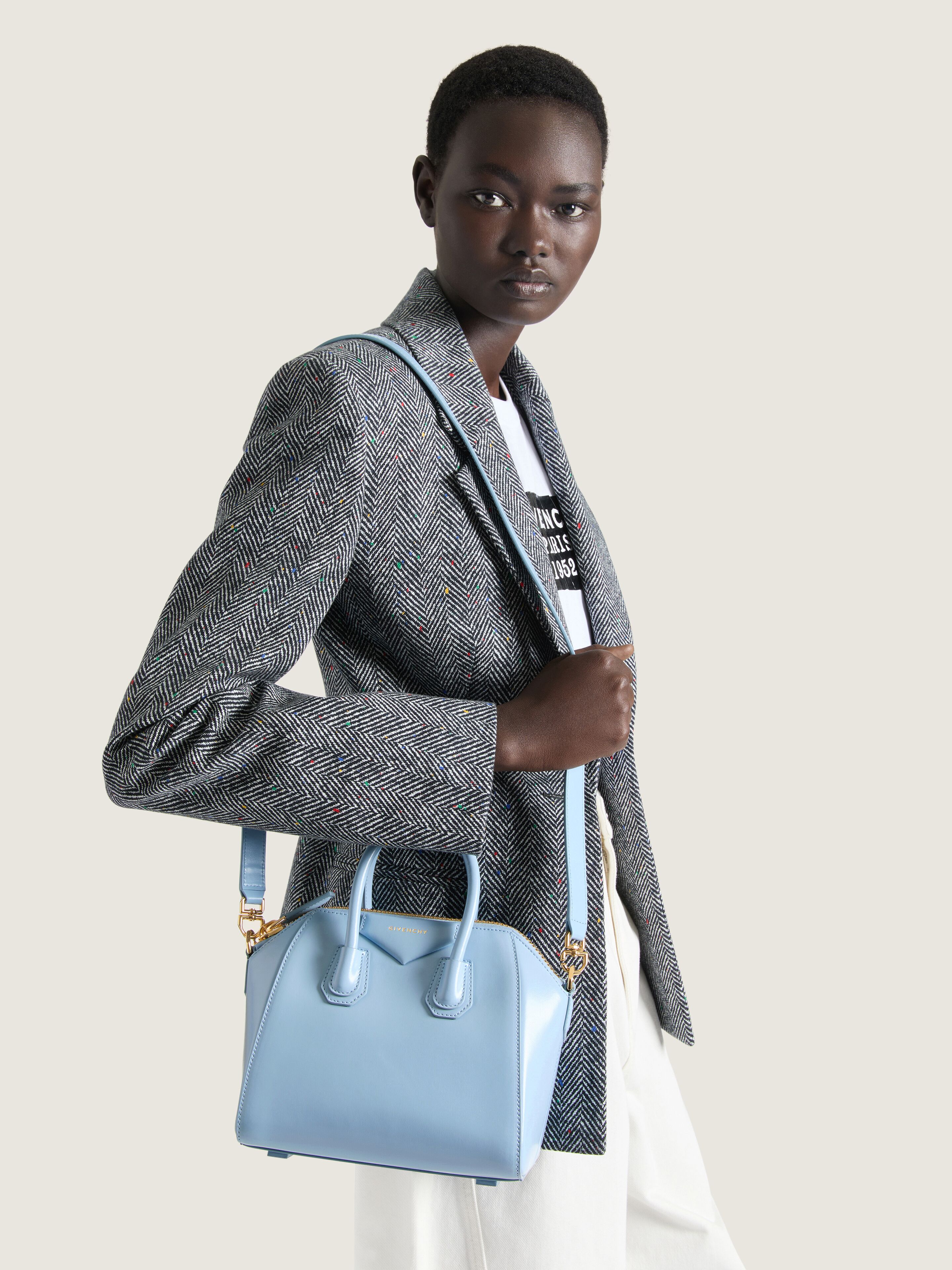 Mini Antigona bag in Box leather